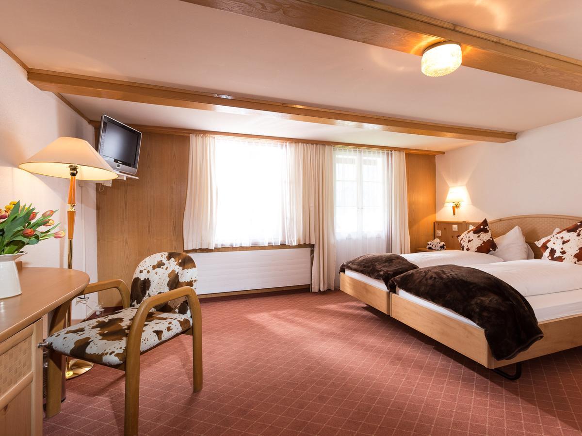 Oberland Hotel 2*