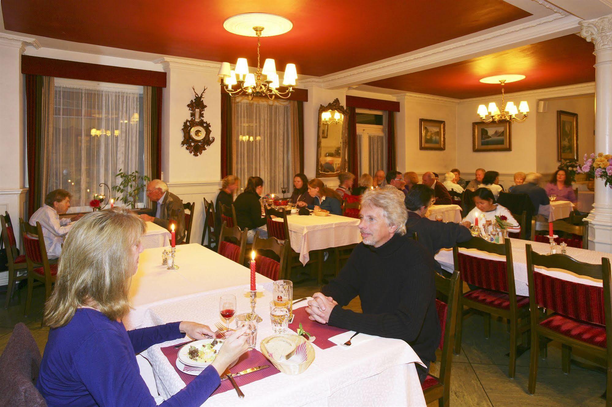 Oberland Hotel